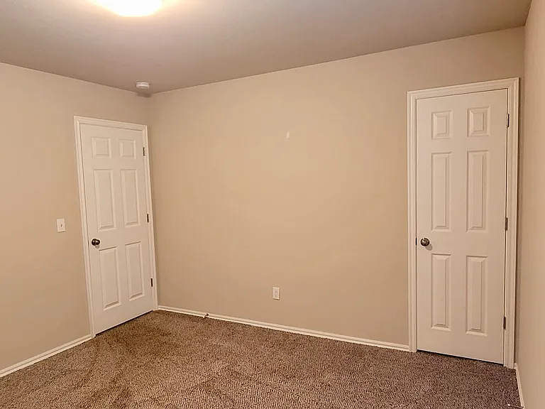 1101 Ironstone Dr — Photo 15