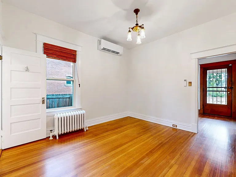 685 S Grant St — Photo 11