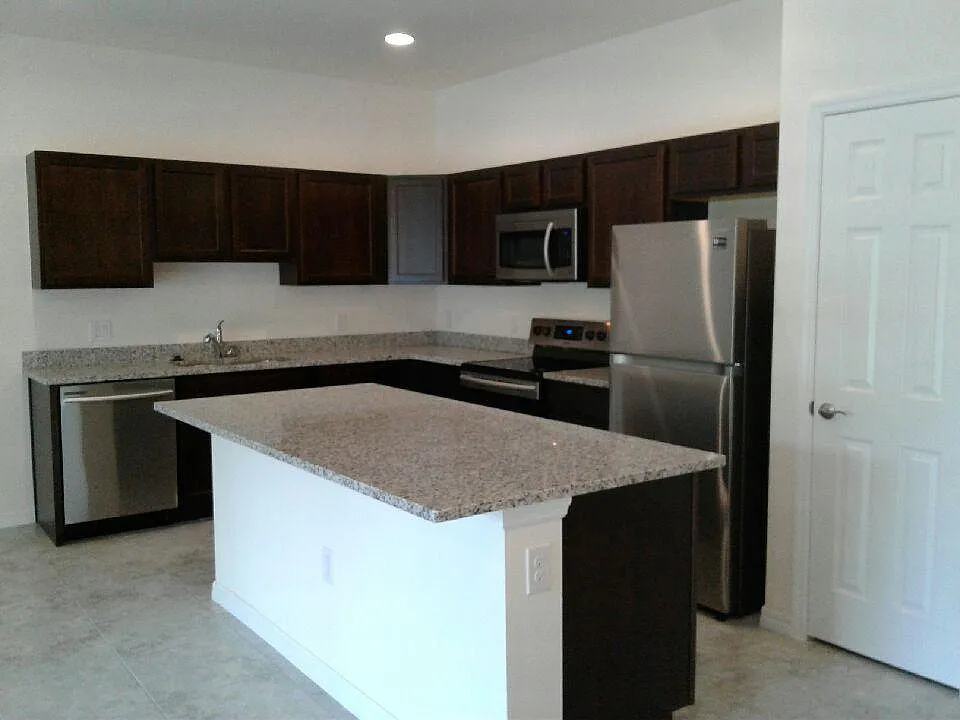 24482 Zephyr Ct