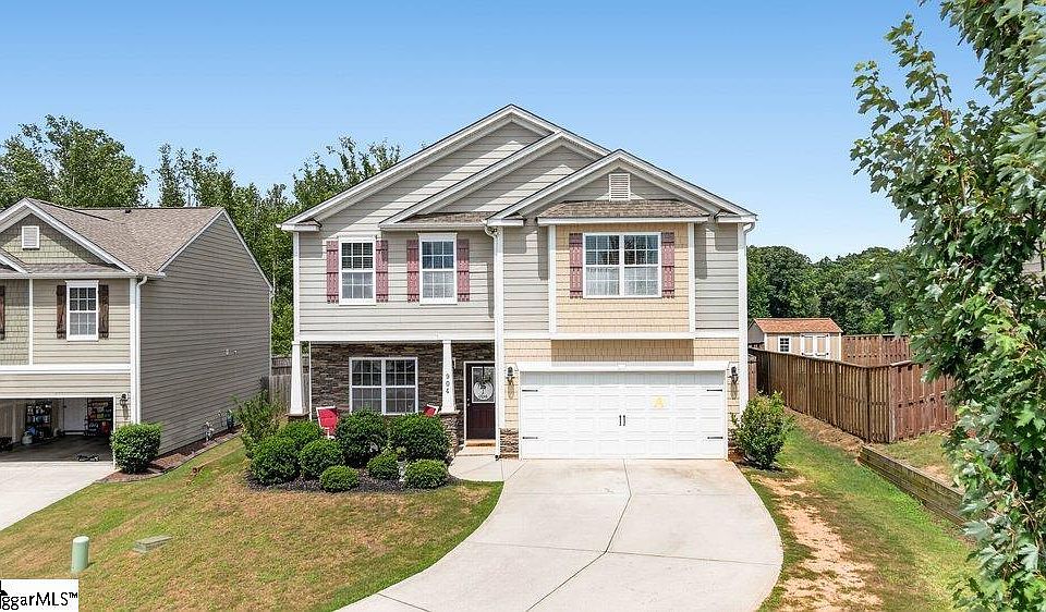 1st image of 904 Liberty Walk Ln