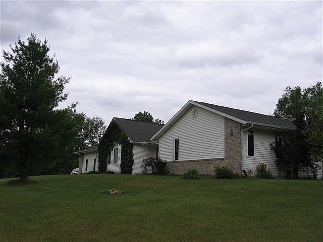 1st image of 7902 N Robert Dr