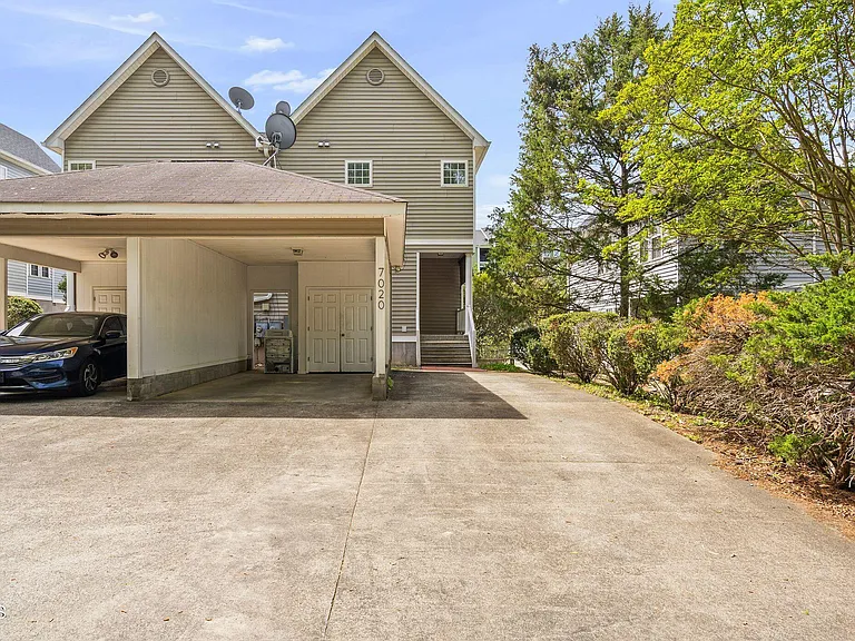 7020 Jeffreys Creek Ln — Photo 18
