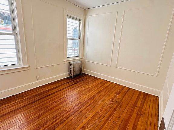 4th image of 185 Columbia Ave Floor 2