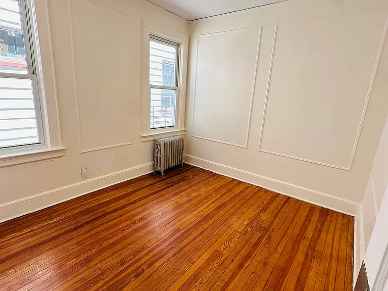 185 Columbia Ave #2 — Photo 4