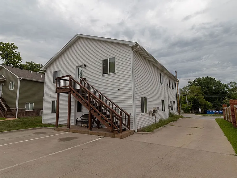1409 Paris Rd #201 — Photo 31