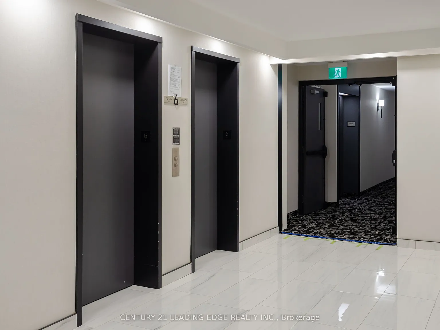 Bayview Place — Photo 1