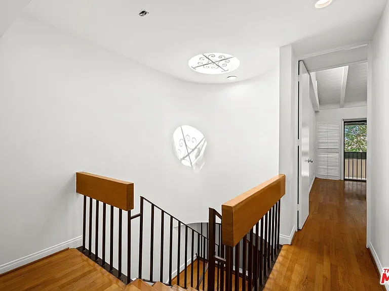 357 S El Camino Dr — Photo 15