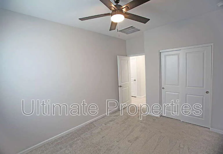 18182 W Poston Dr — Photo 19