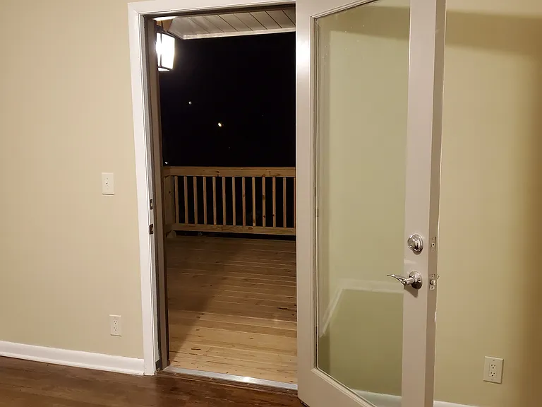 303 Pleasant Dr — Photo 18