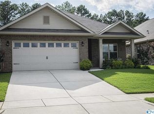 337 Lady Hawk Ln SW, Huntsville, AL 35824