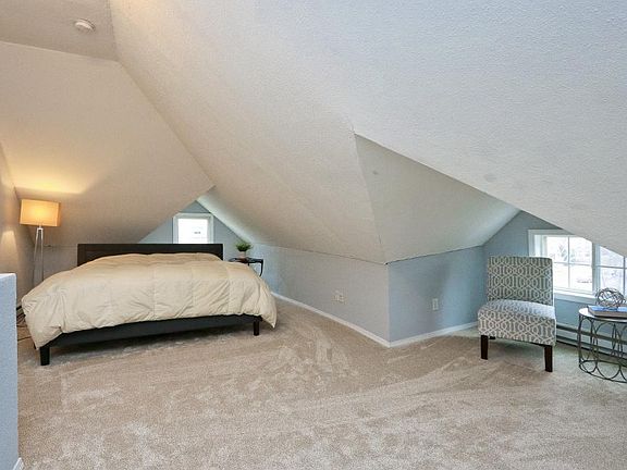Loft Bedroom (2)