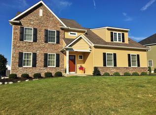 637 Frome Ave, Lititz, PA 17543