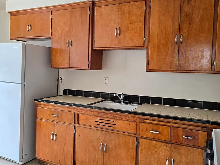 5515-5519 W Martin Dr — Photo 12