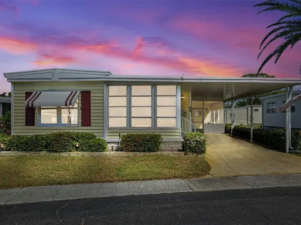 68 Thatch Palm St E, Largo, FL 33770