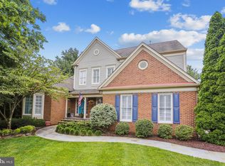 9603 Timberview Ct, Vienna, VA 22182