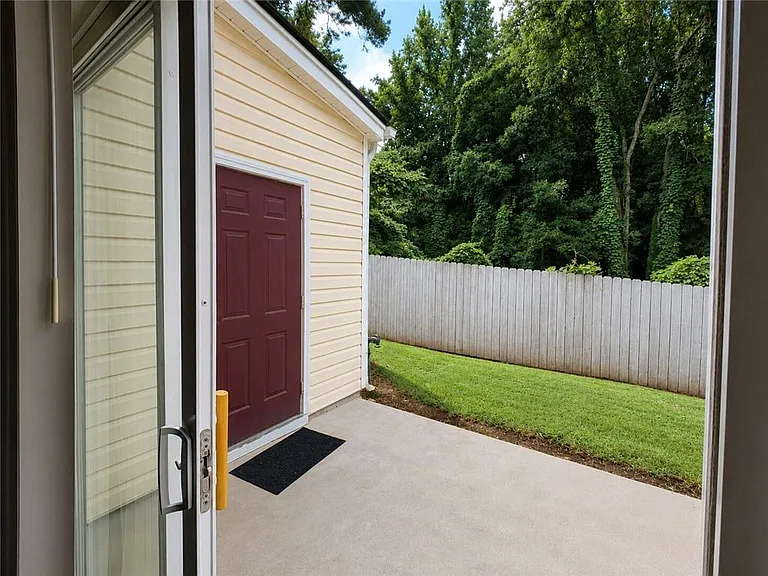 3795 Austin Park Ln — Photo 15