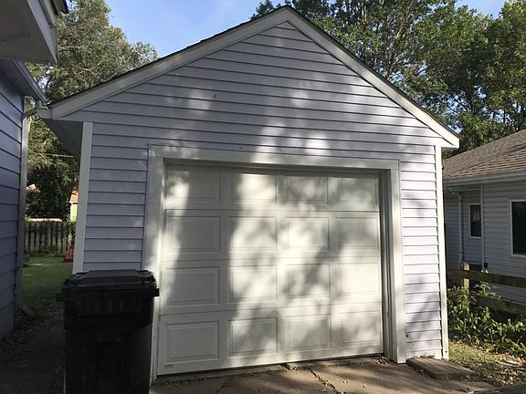 One car remote garage