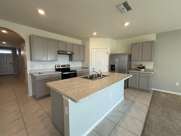 313 Sofia Ln — Photo 8
