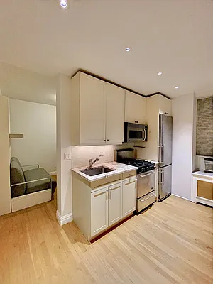 Rented by RC REAL ESTATE OF NEW YORK | media 2