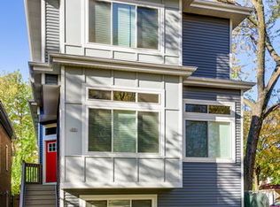 4556 N Springfield Ave, Chicago, IL 60625