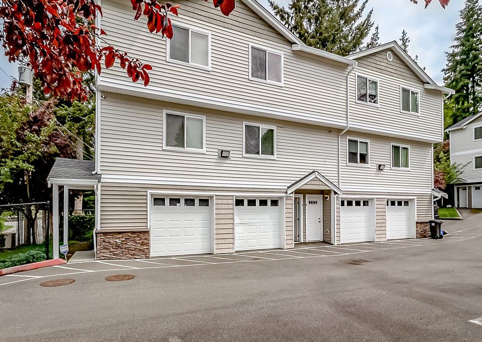1st image of 6905 Rainier Dr #2B