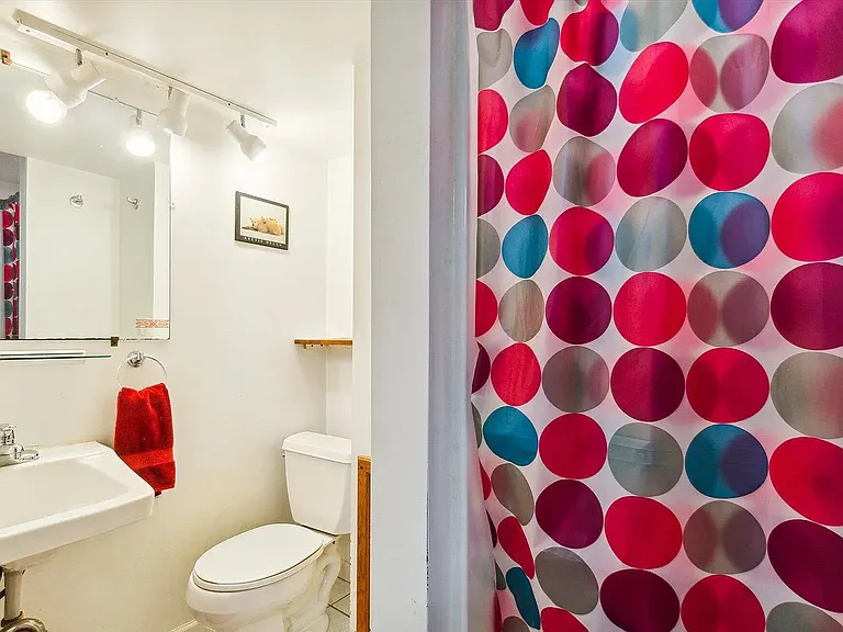 4900 Woodlyn Dr — Photo 15