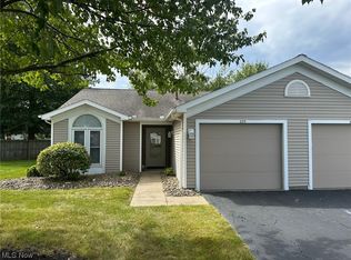 335 Pineview Dr NE, Warren, OH 44484