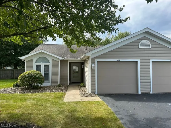 335 Pineview Dr NE, Warren, OH 44484