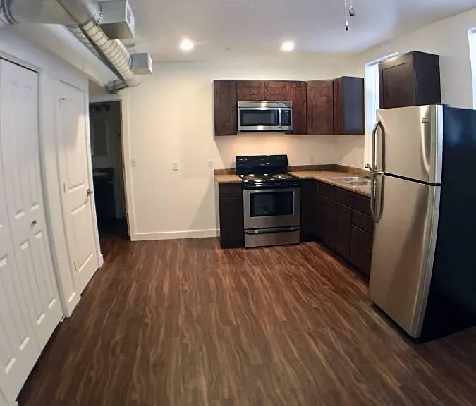 419 E 200 S #203 — Photo 6