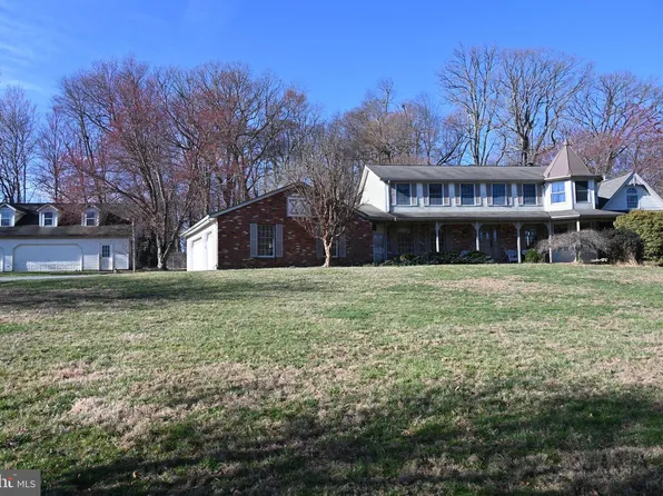 5905 Kim Ct, Mount Airy, MD 21771