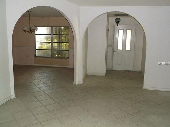 2nd image of 10490 Carnegie Ave