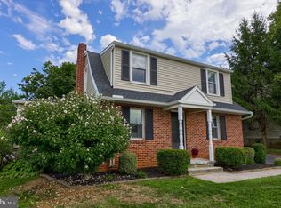 2721 Kreider Rd, Lititz, PA 17543