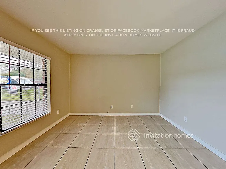 907 Skyview Dr — Photo 5