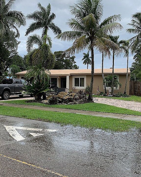 1st image of 2111 N 28th Ave