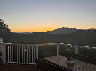120 Cerro Crest Dr, Novato, CA 94945