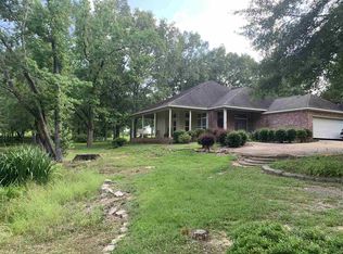 2021 Elizabeth Chapman Dr, Jackson, MS 39212