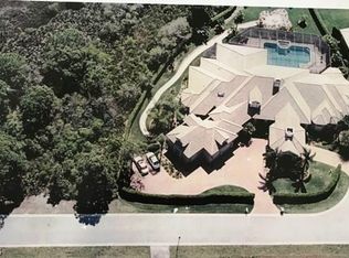 345 Chancery Cir, Naples, FL 34110