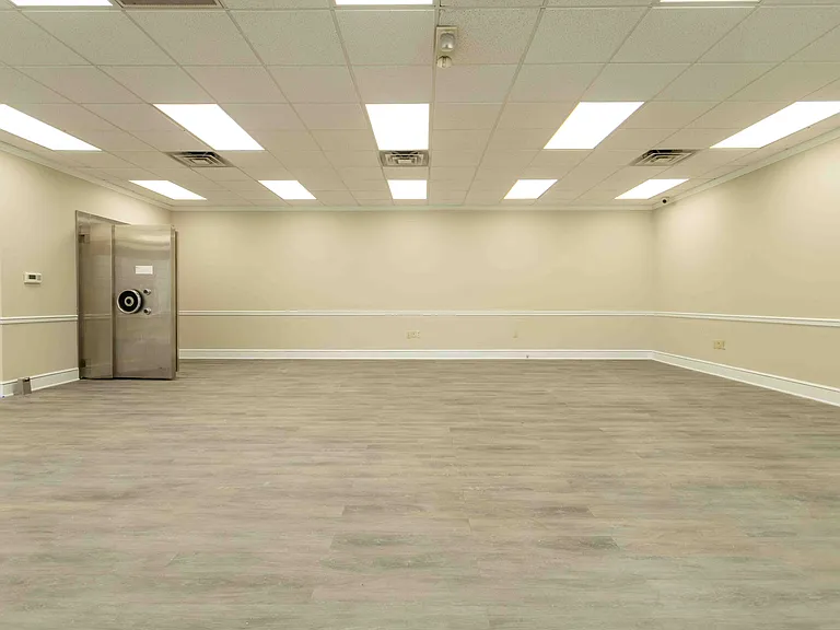 5406 US Highway 29 — Photo 10
