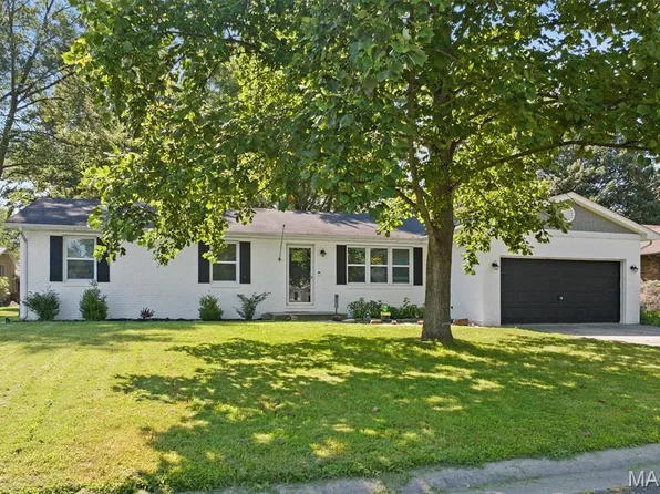 507 Jackson St, Mascoutah, IL 62258