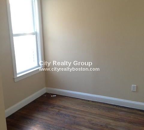 18 Robeson St. Boston - Jamaica Plain Building Photo 3