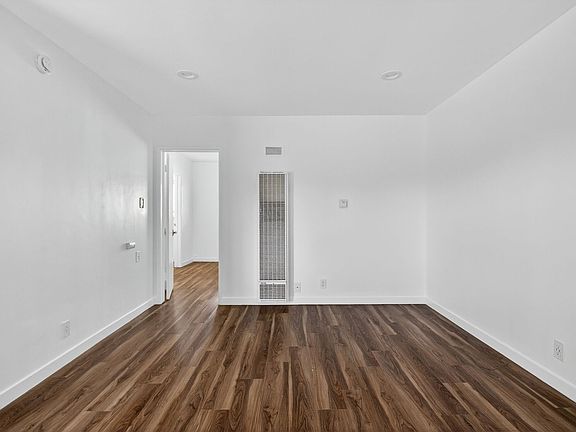 4th image of 4308 E 4th St APT 7