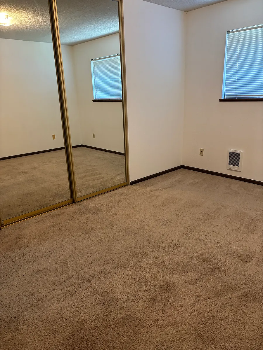 Building Photo - NE 100th LLC