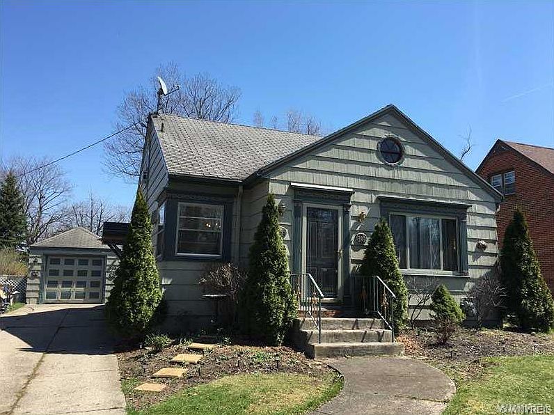 1st image of 538 Roycroft Blvd