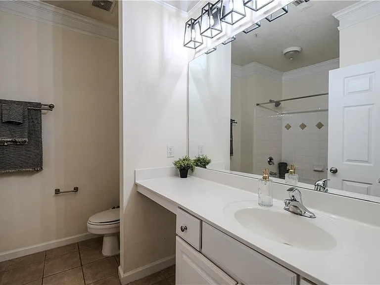 4007 Westchester Rdg NE — Photo 31