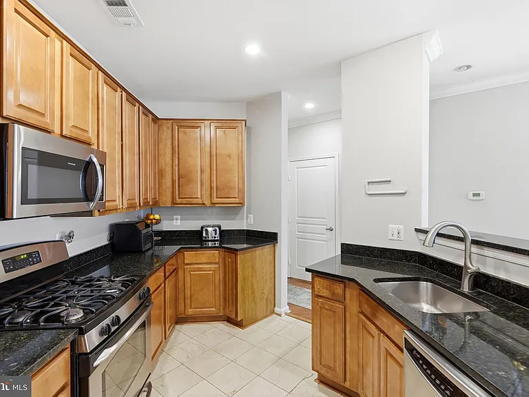 12000 Market St #148 — Photo 12