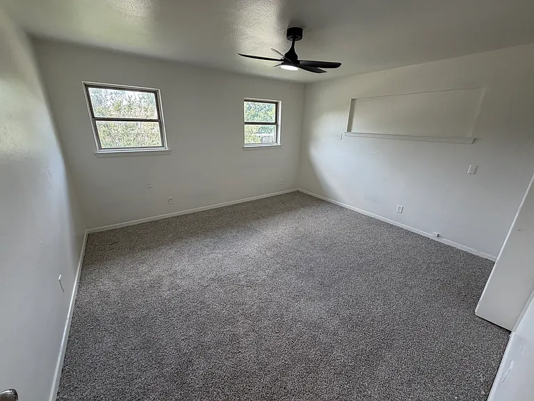 3034 Harlan Dr — Photo 8