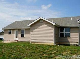 2194 Paige Marie Dr, Warrenton, MO 63383