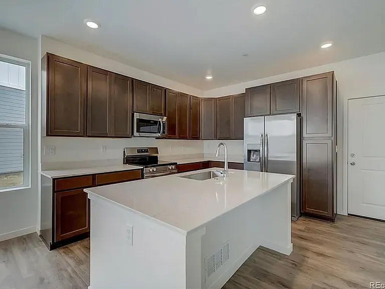5483 Euclid Ct — Photo 14