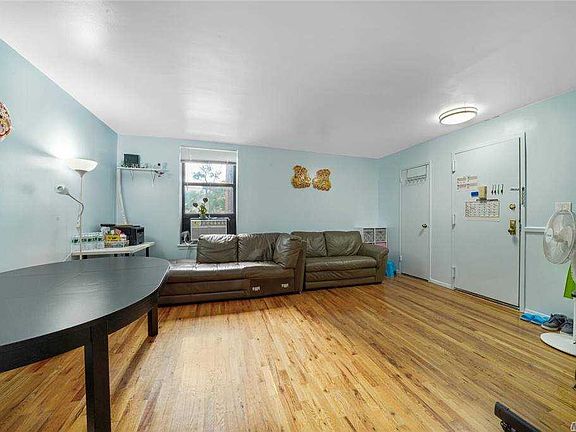 3rd image of 153 Bay 26st 2a Brooklyn #2A