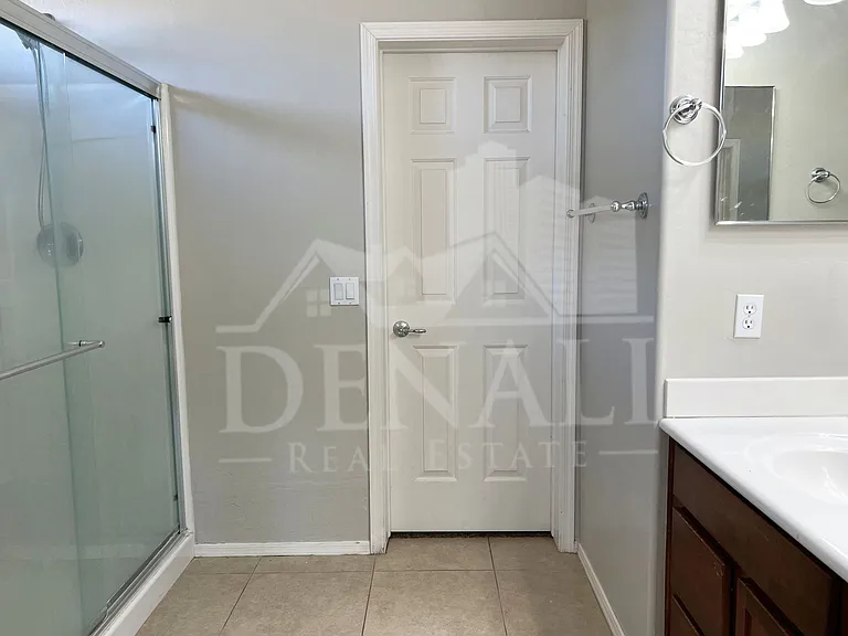 7347 W Millerton Way — Photo 8